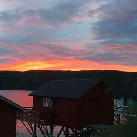 Отель The Boathouse Rakvag Экстерьер фото
