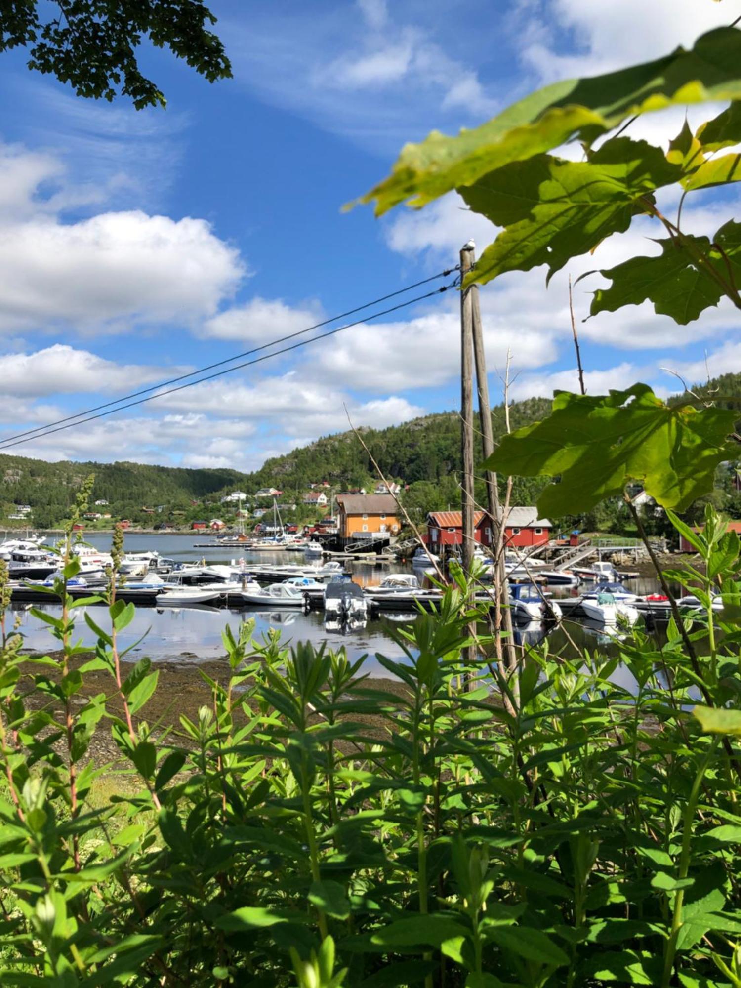 Отель The Boathouse Rakvag Экстерьер фото